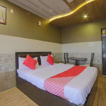 OYO Flagship 40999 Hotel Chandani Rāipur Extérieur photo