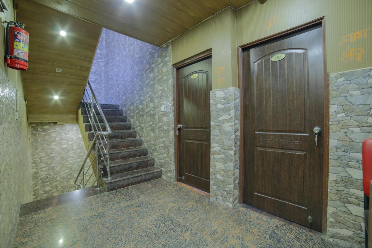 OYO Flagship 40999 Hotel Chandani Rāipur Extérieur photo