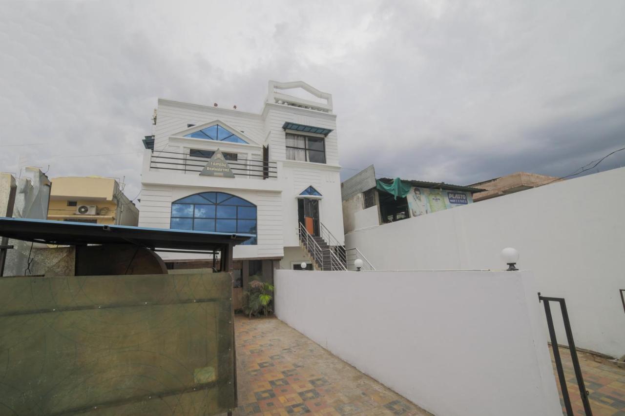 OYO Flagship 40999 Hotel Chandani Rāipur Extérieur photo