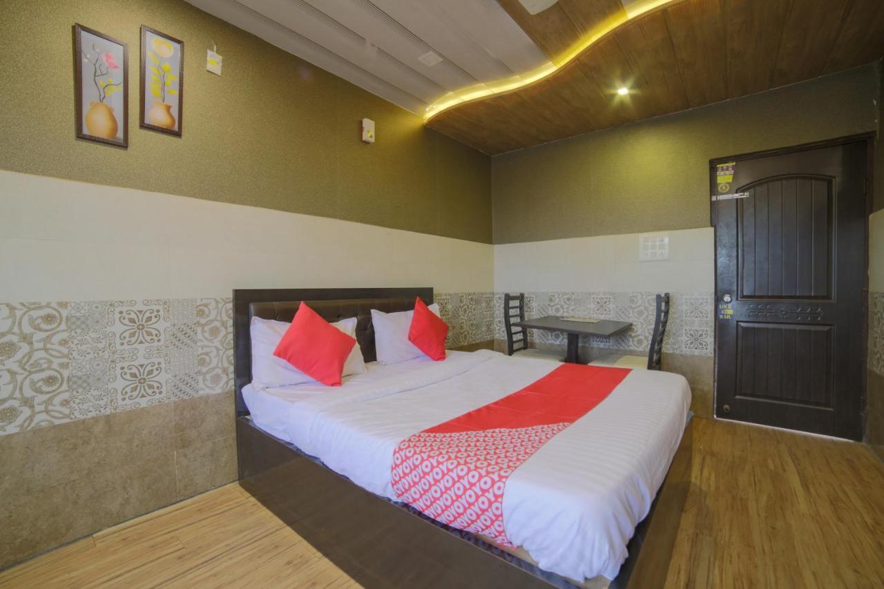 OYO Flagship 40999 Hotel Chandani Rāipur Extérieur photo