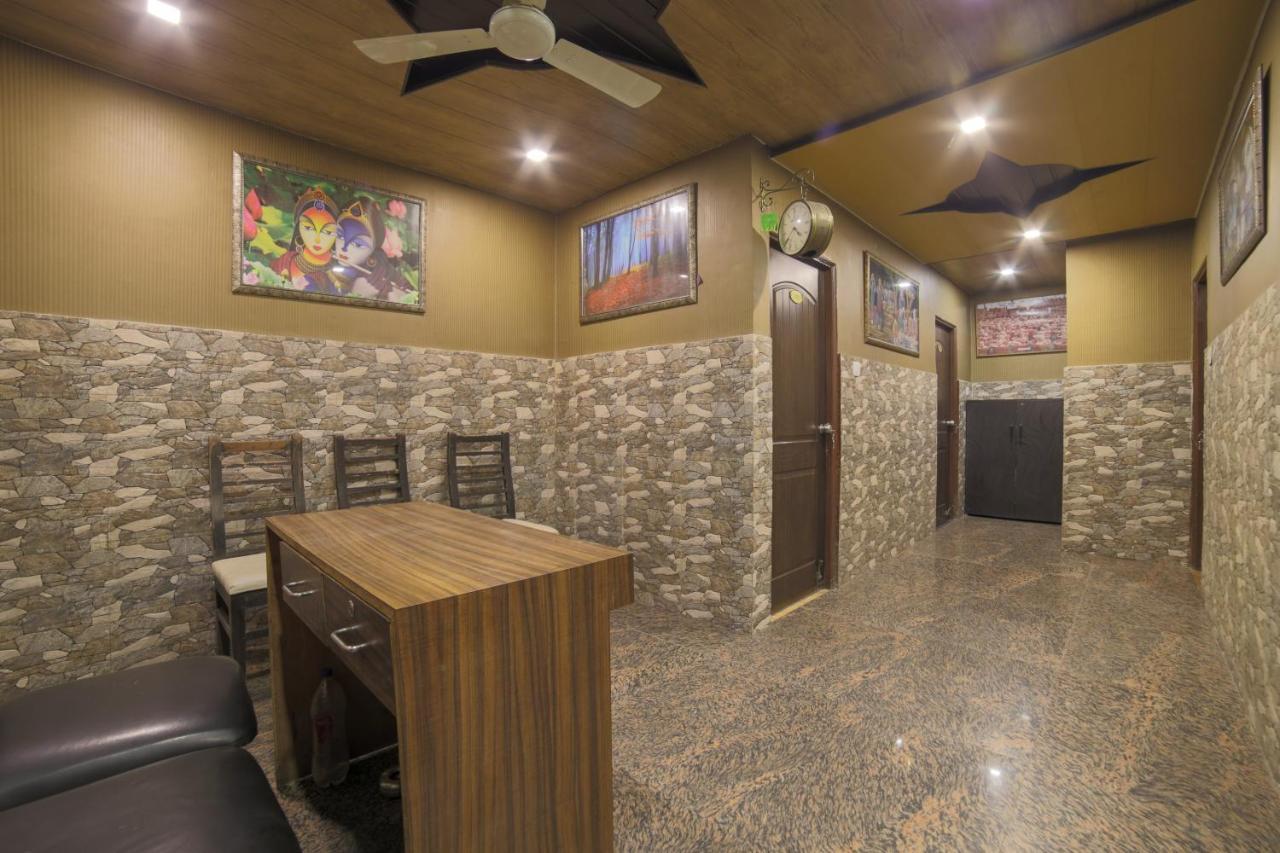 OYO Flagship 40999 Hotel Chandani Rāipur Extérieur photo