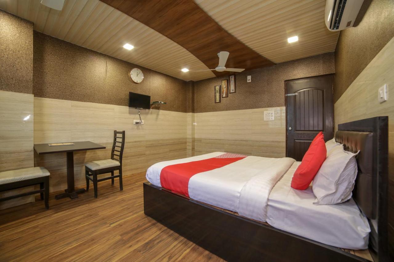OYO Flagship 40999 Hotel Chandani Rāipur Extérieur photo